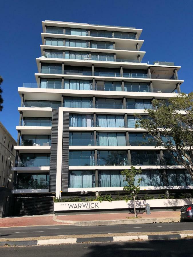 Greenpoint Designer Apartment Near Stadium & Waterfront 케이프타운 외부 사진